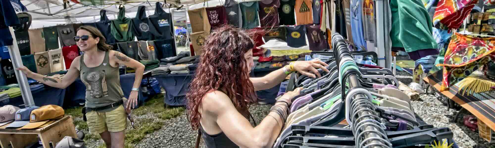 Vendors, Food & Mountain Vibes