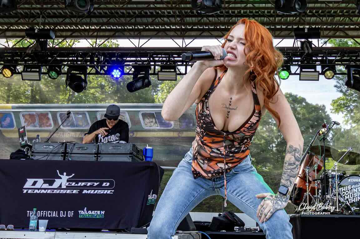 Cierratherapper performance at boots in the gorge in the new river gorge